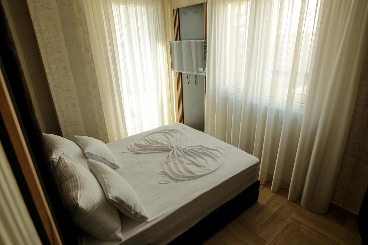 Rozafa Blu Hotel Shëngjin Exteriör bild