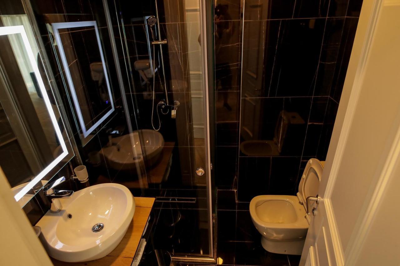 Rozafa Blu Hotel Shëngjin Exteriör bild