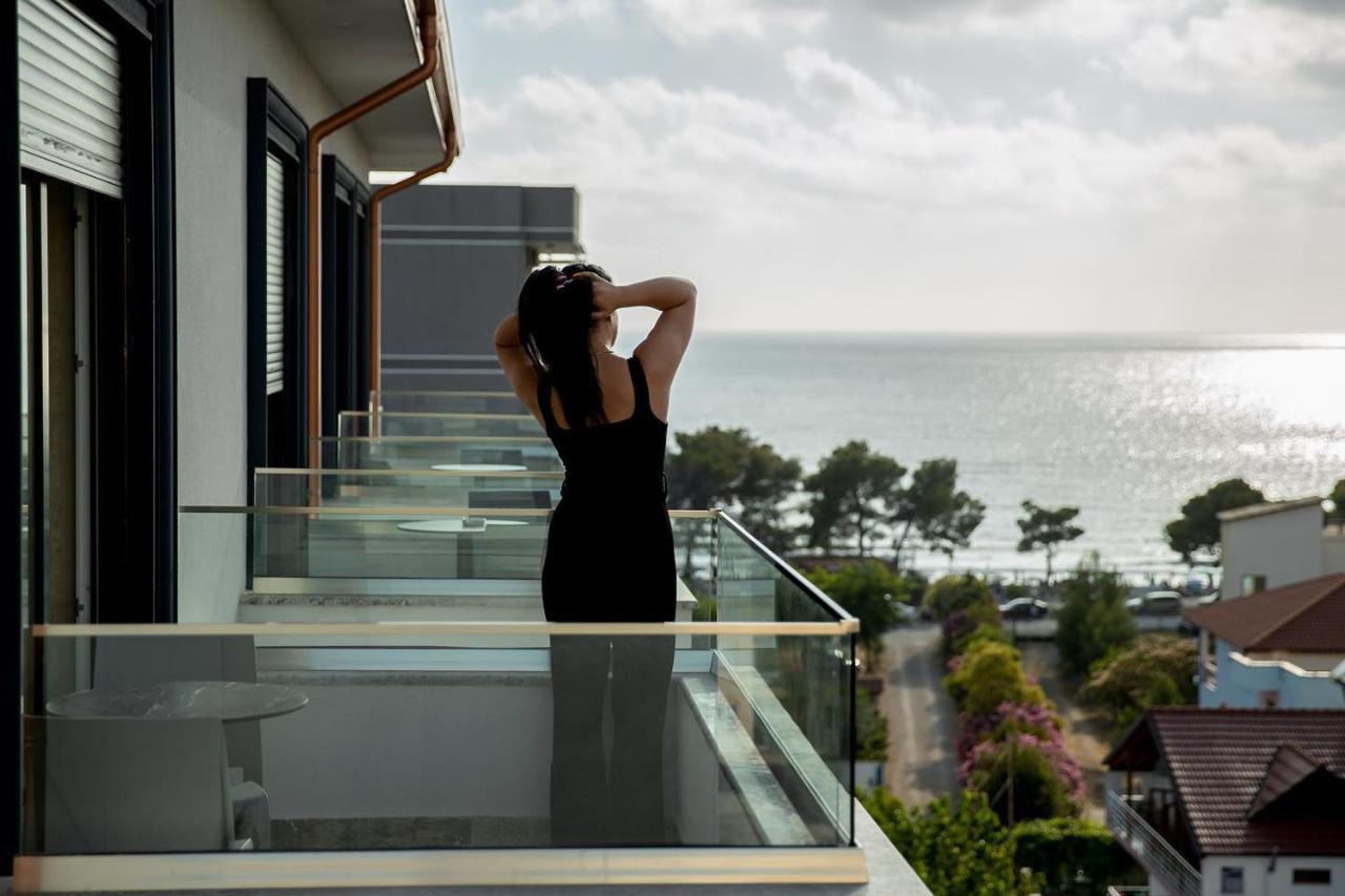 Rozafa Blu Hotel Shëngjin Exteriör bild